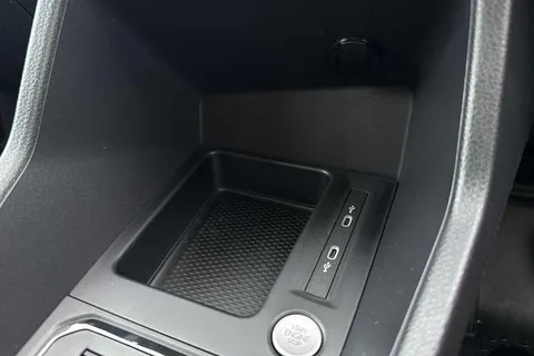 DA25CZJ Volkswagen Caddy Maxi 2.0 TDI 122PS Commerce Pro Van DSG [Tech Pack] Thumbnail #39