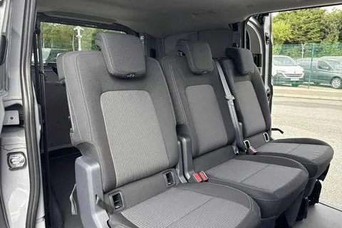 DG75CYF Volkswagen E-Transporter 160kW 65kWh Commerce Pro Kombi Van Auto Thumbnail #14