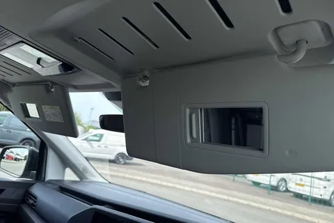 DA25CZJ Volkswagen Caddy Maxi 2.0 TDI 122PS Commerce Pro Van DSG [Tech Pack] Thumbnail #44