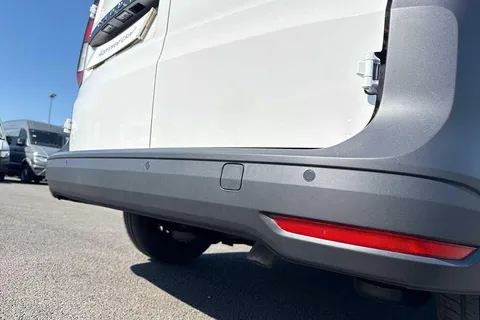 DA25FFG Volkswagen Caddy 2.0 TDI 102PS Commerce Van [Business/Tech Pack] Thumbnail #30