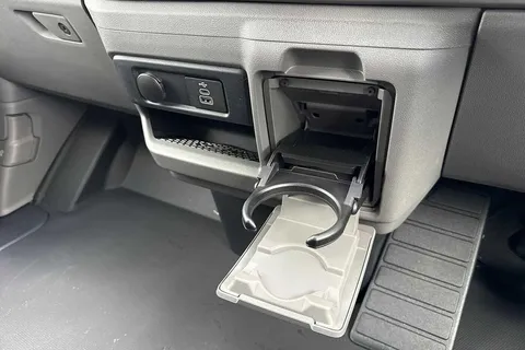 DG75CYF Volkswagen E-Transporter 160kW 65kWh Commerce Pro Kombi Van Auto Thumbnail #20