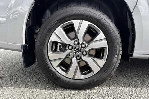 DG75CYF Volkswagen E-Transporter 160kW 65kWh Commerce Pro Kombi Van Auto Thumbnail #22