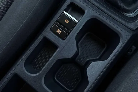 DE25TCU Volkswagen Caddy 2.0 TDI 75PS Commerce Van [Business/Tech Pack] Thumbnail #39