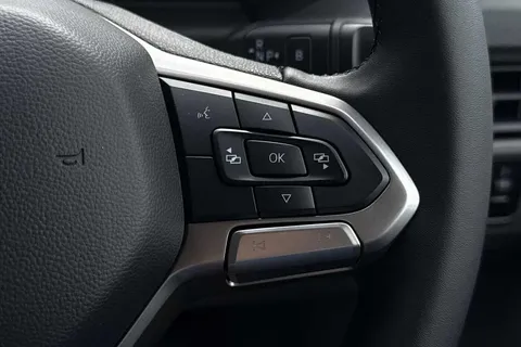 DG75CYF Volkswagen E-Transporter 160kW 65kWh Commerce Pro Kombi Van Auto Thumbnail #41