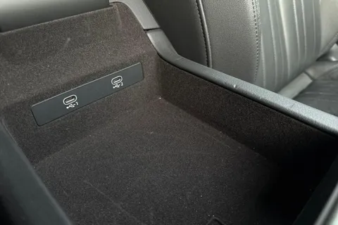 AV72UDB Audi A6 Saloon 2.0 TFSI 40 Sport S Tronic Euro 6 (s/s) 4dr Thumbnail #46