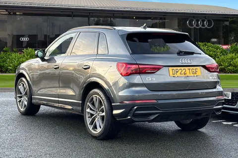 DP22TGF Audi Q3 Black Edition 35 TFSI  150 PS S tronic Thumbnail #3