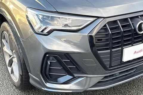 DP22TGF Audi Q3 Black Edition 35 TFSI  150 PS S tronic Thumbnail #10