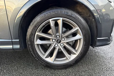 DP22TGF Audi Q3 Black Edition 35 TFSI  150 PS S tronic Thumbnail #11