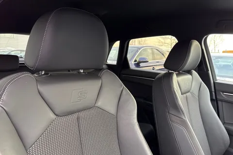 DP22TGF Audi Q3 Black Edition 35 TFSI  150 PS S tronic Thumbnail #25