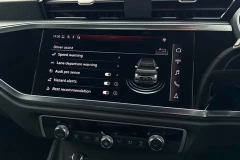 DP22TGF Audi Q3 Black Edition 35 TFSI  150 PS S tronic Thumbnail #35