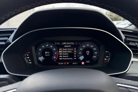 DP22TGF Audi Q3 Black Edition 35 TFSI  150 PS S tronic Thumbnail #41