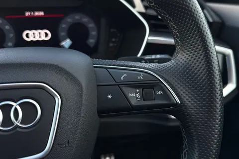 DP22TGF Audi Q3 Black Edition 35 TFSI  150 PS S tronic Thumbnail #45