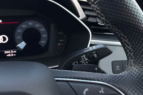 DP22TGF Audi Q3 Black Edition 35 TFSI  150 PS S tronic Thumbnail #48