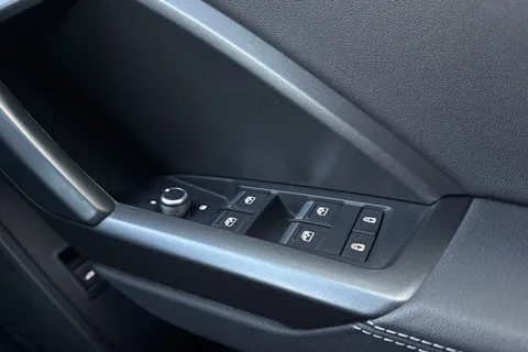 DP22TGF Audi Q3 Black Edition 35 TFSI  150 PS S tronic Thumbnail #49