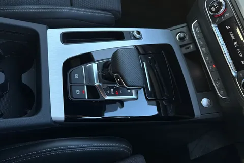 GL73SNV Audi Q5 S line 50 TFSI e quattro 299 PS S tronic Thumbnail #24