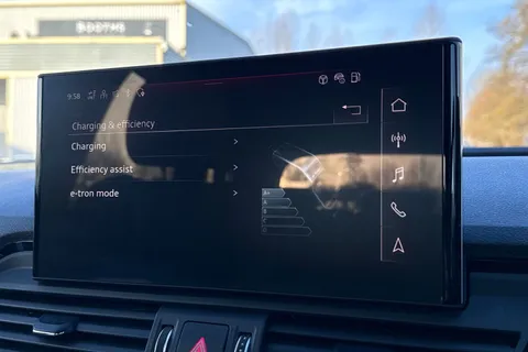 GL73SNV Audi Q5 S line 50 TFSI e quattro 299 PS S tronic Thumbnail #45