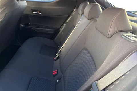 MC72FBK Toyota C-Hr 1.8 Hybrid Icon 5dr CVT Thumbnail #9