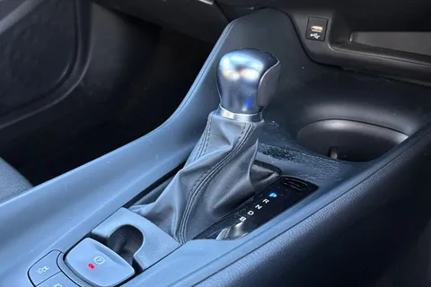 MC72FBK Toyota C-Hr 1.8 Hybrid Icon 5dr CVT Thumbnail #16