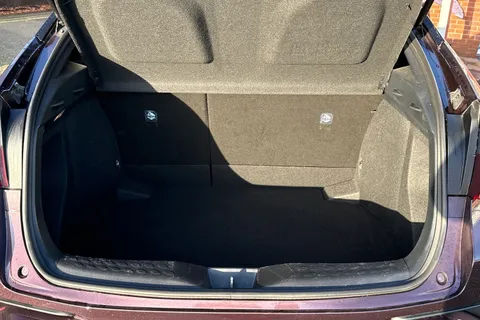 MC72FBK Toyota C-Hr 1.8 Hybrid Icon 5dr CVT Thumbnail #17