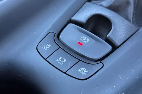 MC72FBK Toyota C-Hr 1.8 Hybrid Icon 5dr CVT Thumbnail #40