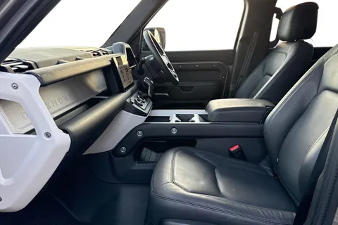 KW74UBF Land Rover Defender 110 3.0 D350 X-Dynamic HSE 5dr Thumbnail #4