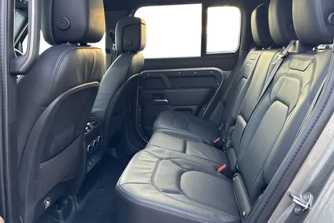 KW74UBF Land Rover Defender 110 3.0 D350 X-Dynamic HSE 5dr Thumbnail #5
