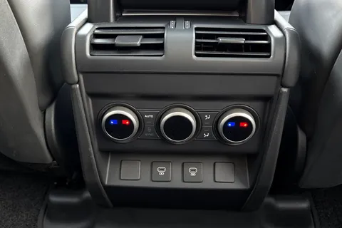 KW74UBF Land Rover Defender 110 3.0 D350 X-Dynamic HSE 5dr Thumbnail #20