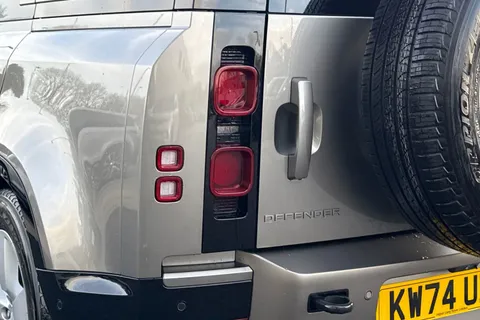 KW74UBF Land Rover Defender 110 3.0 D350 X-Dynamic HSE 5dr Thumbnail #21