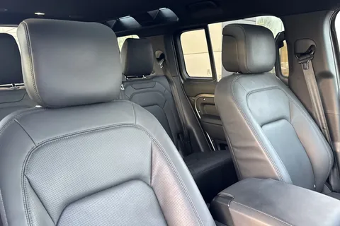 KW74UBF Land Rover Defender 110 3.0 D350 X-Dynamic HSE 5dr Thumbnail #23