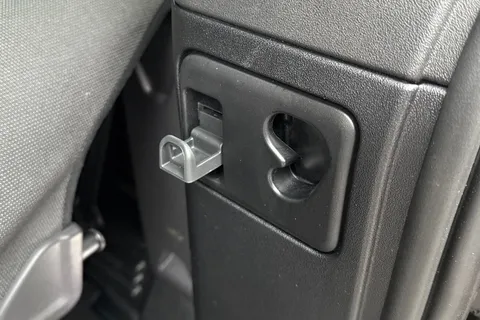 KT74YGU Land Rover Defender 110 3.0 D350 X-Dynamic HSE 5dr Thumbnail #29