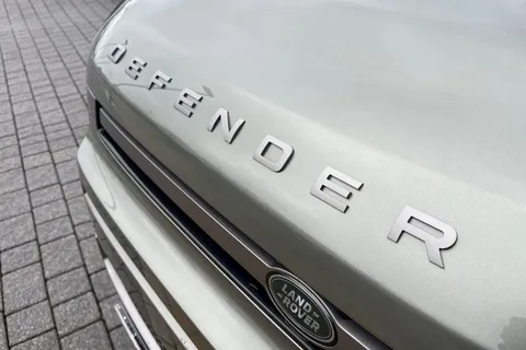 KT74YGU Land Rover Defender 110 3.0 D350 X-Dynamic HSE 5dr Thumbnail #33