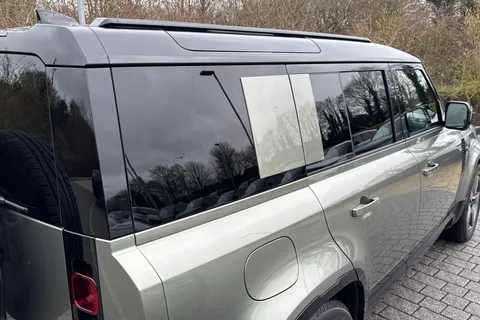 KT74YGU Land Rover Defender 110 3.0 D350 X-Dynamic HSE 5dr Thumbnail #38