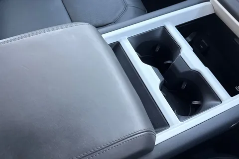 KW74UBF Land Rover Defender 110 3.0 D350 X-Dynamic HSE 5dr Thumbnail #46