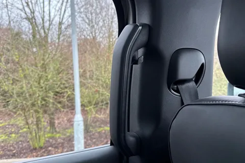 KT74YGU Land Rover Defender 110 3.0 D350 X-Dynamic HSE 5dr Thumbnail #47