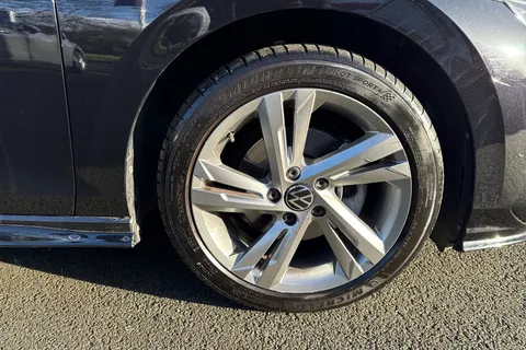 PF71LSK Volkswagen Golf 1.5 TSI R-Line 5dr Thumbnail #7