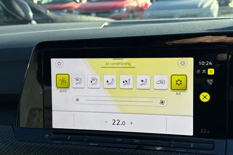 PF71LSK Volkswagen Golf 1.5 TSI R-Line 5dr Thumbnail #19