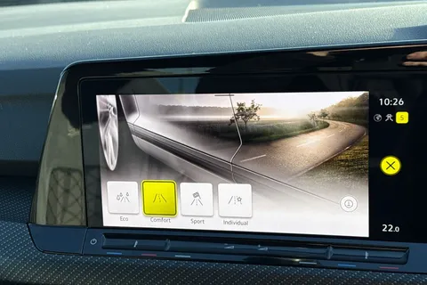 PF71LSK Volkswagen Golf 1.5 TSI R-Line 5dr Thumbnail #33