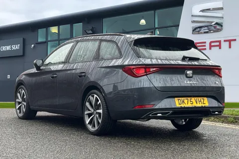 DK75VHZ SEAT Leon 1.5 eTSI MHEV FR Sport Estate 5dr Petrol Hybrid DSG Euro 6 (s/s) (150 ps) Thumbnail #3