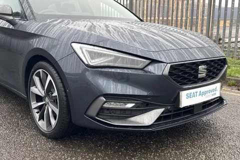 DK75VHZ SEAT Leon 1.5 eTSI MHEV FR Sport Estate 5dr Petrol Hybrid DSG Euro 6 (s/s) (150 ps) Thumbnail #9