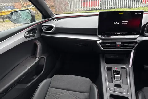 DK75VHZ SEAT Leon 1.5 eTSI MHEV FR Sport Estate 5dr Petrol Hybrid DSG Euro 6 (s/s) (150 ps) Thumbnail #20