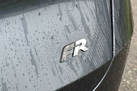 DK75VHZ SEAT Leon 1.5 eTSI MHEV FR Sport Estate 5dr Petrol Hybrid DSG Euro 6 (s/s) (150 ps) Thumbnail #30