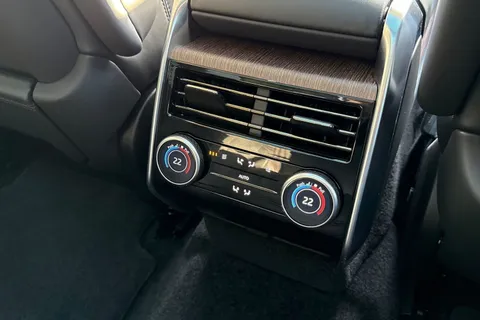 VA23NMJ Land Rover Range Rover P550e Autobiography 5dr Thumbnail #20