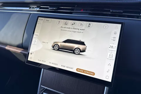 VA23NMJ Land Rover Range Rover P550e Autobiography 5dr Thumbnail #43