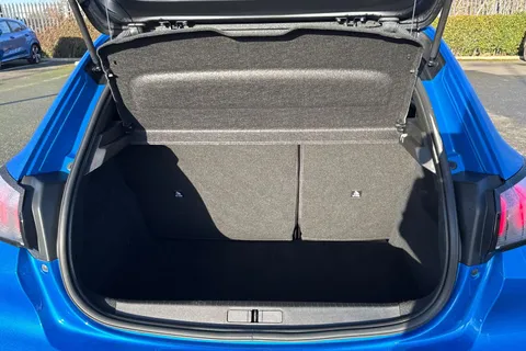 7 of 67 for PEUGEOT e-208 50kWh GT Premium Auto 5dr