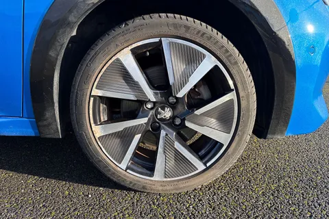 10 of 67 for PEUGEOT e-208 50kWh GT Premium Auto 5dr