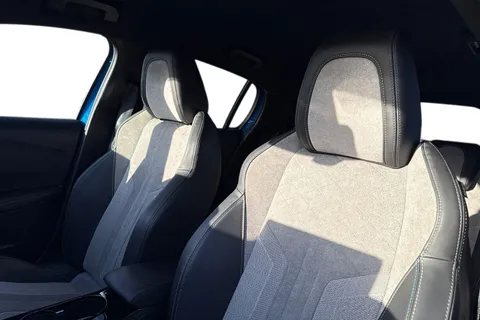 16 of 67 for PEUGEOT e-208 50kWh GT Premium Auto 5dr