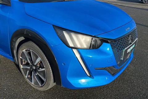 25 of 67 for PEUGEOT e-208 50kWh GT Premium Auto 5dr