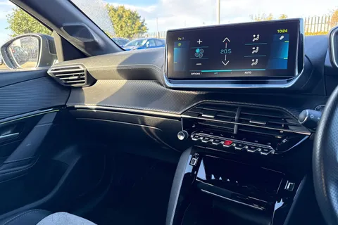 43 of 67 for PEUGEOT e-208 50kWh GT Premium Auto 5dr