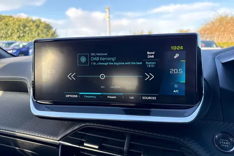 44 of 67 for PEUGEOT e-208 50kWh GT Premium Auto 5dr