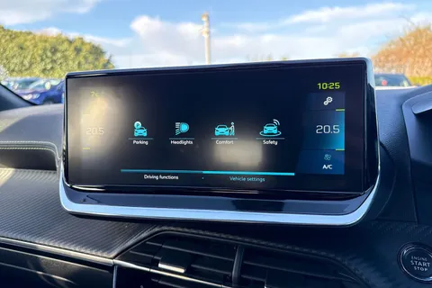 52 of 67 for PEUGEOT e-208 50kWh GT Premium Auto 5dr